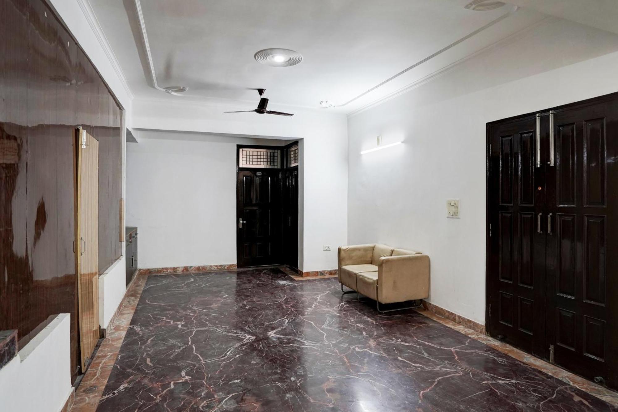 Hotel O Radisson Red Hotel & Restaurant Ghaziabad Exterior photo