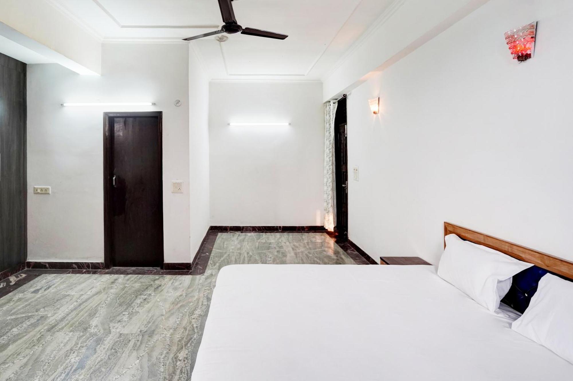 Hotel O Radisson Red Hotel & Restaurant Ghaziabad Exterior photo