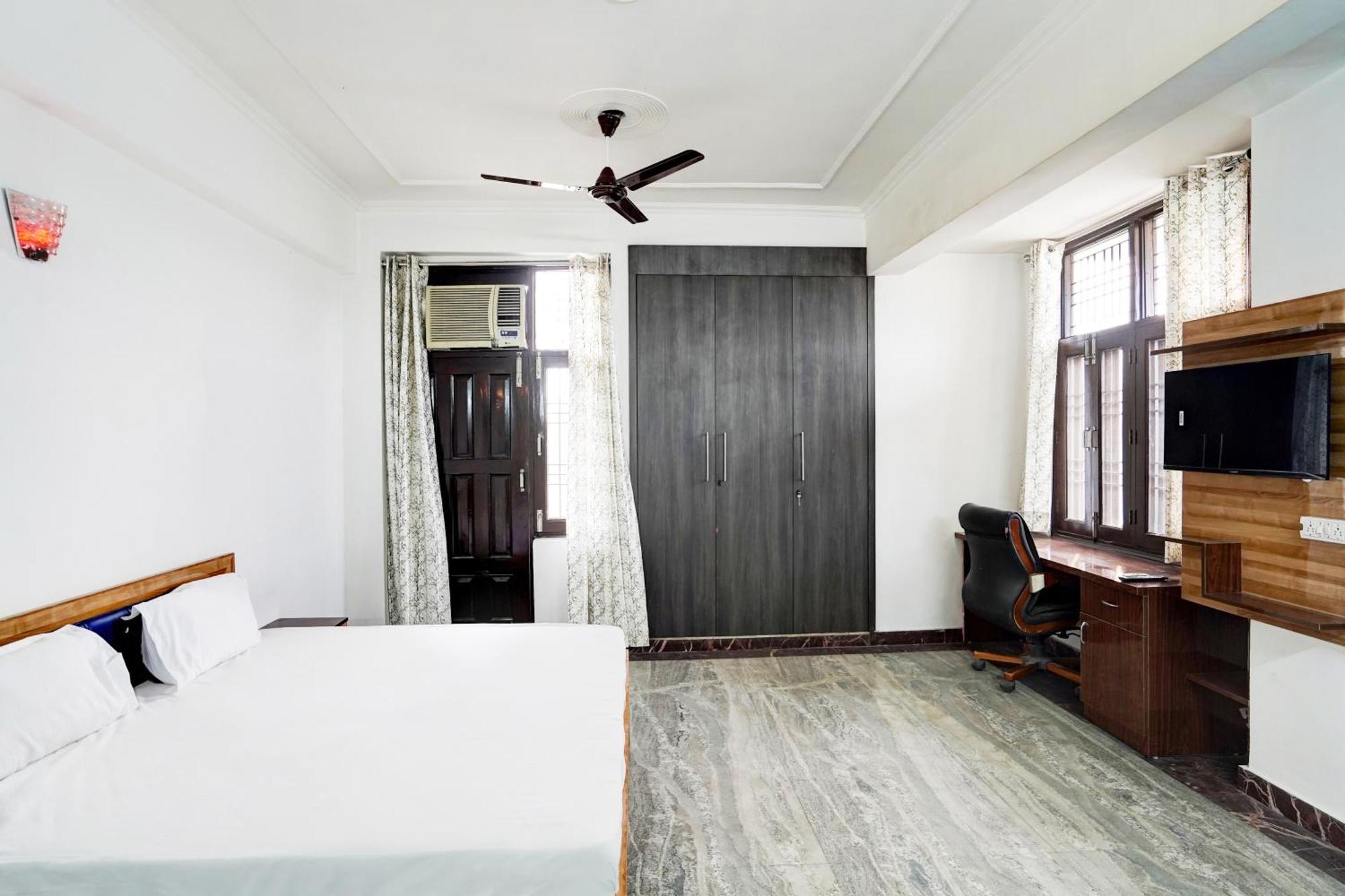 Hotel O Radisson Red Hotel & Restaurant Ghaziabad Exterior photo